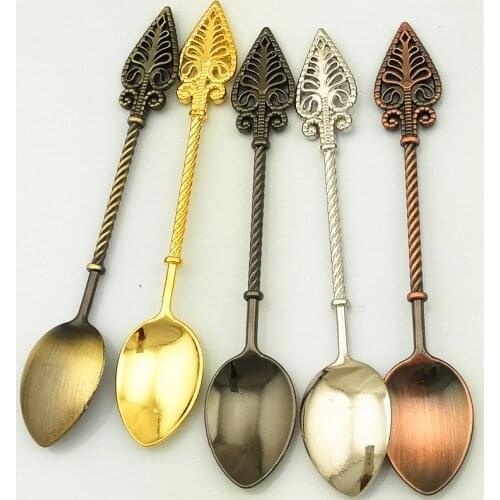 Fashion Retro Coffee Spoon Sugar Tea Dessert Cake Spoons Mini Carved Ice Cream Teaspoon Small Alloy Teaspoon Cutlery Accessories