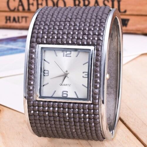 2018 Luxury Silver Womens Bracelet Watches Ladies Dress Watches Quartz Wristwatches Rhinstone Relogio Feminino Square Clock Gift