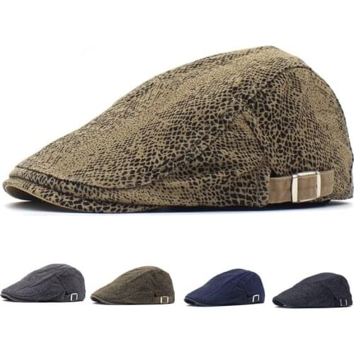 New Womens Hat Leopard Print Beret Printed Cap Fashion All-match Forward Cap Outdoor Sunshade Hat Men Hats