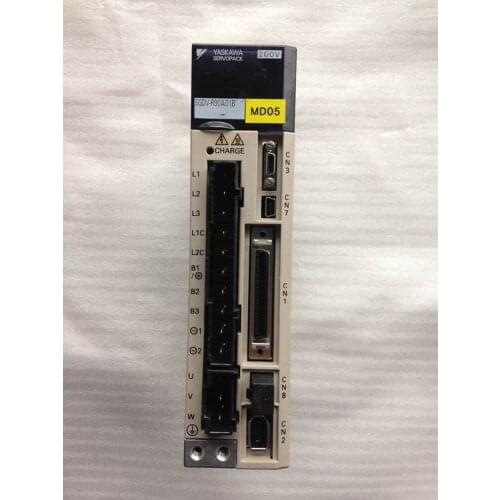 IN STOCK YASKAWA 100W SERVO DRIVER SGDV-R90A01B