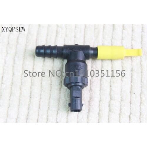 XYQPSEW 059919523A,059919565 Fits for Audi A6 oil temperature sensor assembly