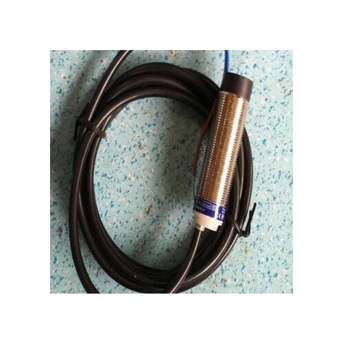 Free Shipping 2pcs/LOT new Switch XS618B4MAL2 two wire AC DC general proximity switch M18 distance 8MM