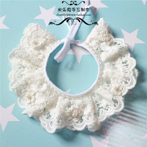 Millie rabbit: simple double white lace, pet Bib dog, dog tidy mouth towel