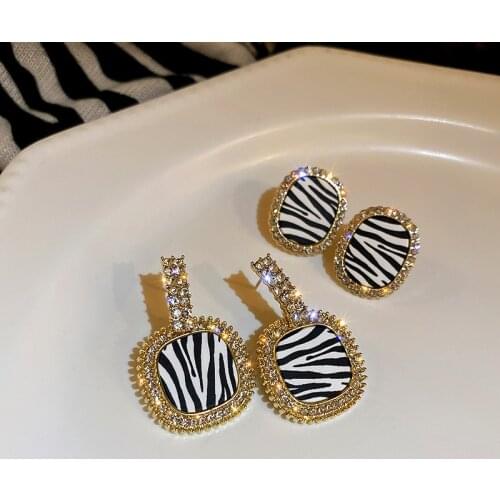 Stud Earrings Haihanying China