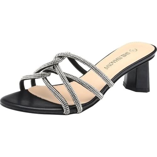 31-43 Small Shoes 2021 Summer New One Button Rhinestone Thick Heel Fashion Sandals Open Toe Middle Heel Black Sandals Female