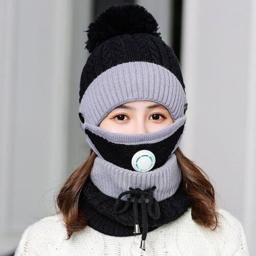 潮冕阁 Women's Beanie Hats