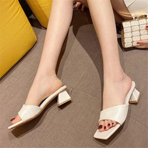 2021 Summer Slipper Women Square Thick-Heeled Low Heel Ladies Sandal Casual Solid Color Slip On Peep Toe Slides