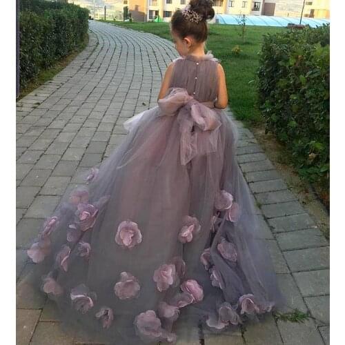 Lovely Pink Flower Girls Dresses For Weddings Ruffles Tulle 3D Flowers Princess Children Wedding Birthday Party Detachable Train