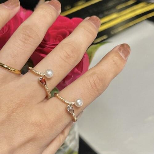 Different Color Ring Personality Design, Light Luxury Shape Pearl Two-color French Retro Open Ring Female