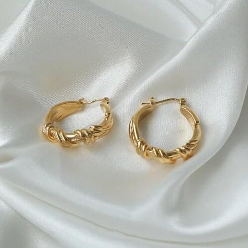 Winding Design Hoop Earring Earrings for Women Girls 2021 Simple Metal Copper Geometry Rond Pendant Earrings Jewelry Accessories