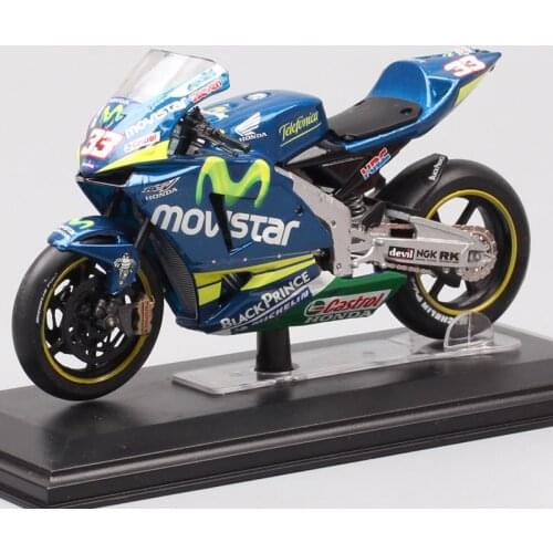 122 scale Italeri Team Movistar Moto Honda RC211V Racer Marco Melandri No#33 motorcycle Diecast Vehicle models GP bike toy 2005