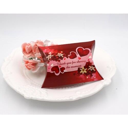100pcs Red Pillow Love Heart Candy Box Wedding Return Package Gifts Party Supplies Wedding Decorations Wedding Favor Box Dragee