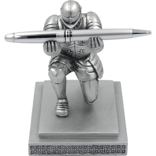 Desk Decorations Executive Knight Pen Holder Armor Hero Pen Holder Retro Medieval Warrior Roman Pen Holder Decoration Gift