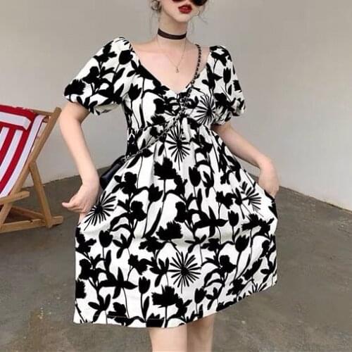 Summer 2021 new womens large French retro bubble sleeve dress slim V-neck backless floral mini dress V-Neck WOMEN