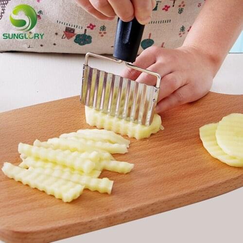 Stainless Steel Potato Cutter Vegetable Fruit Cutter Potato Slicer Potato Wavy Edged Cutter Knife Kitchen Gadget Cooking Tools