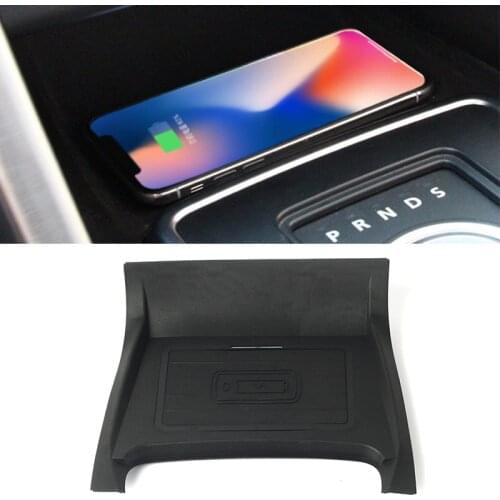 10W car QI wireless charger for Land Rover Discovery Sport 2015 2016 2017 2018 2019 charging plate phone holder accessories