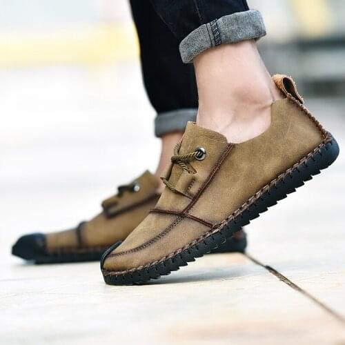 2021 Fashion Male Casual Leather Men Sneakers Mens Moccasins Lightweight Trend Flats Sneakers Flat Comfortable Footwear