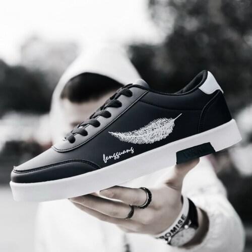 Mens Shoes Fashion Tide Shoes 2021 New White Shoes Breathable Non-slip Wild Casual Shoes Men Outdoor Sports Shoes