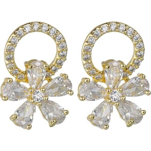 Bettyue New Fashion Charm Flower Shape AAA Cubic Zircon Two Colors Jewelry Stud Earrings For Woman Gothic Style Wedding Gifts
