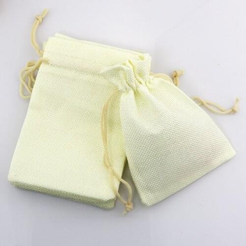 Wholesale 50pcs 7*9cm Beige Color Jute Bag Small Gift Bag Incense Storage Linen Bag Candy Charms Jewelry Packaging Bags
