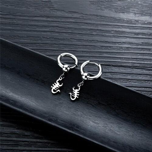 Popular Stainless Steel Silver Color Geometric Round Scorpion Handing Drop Earring Men Fashion Trendy Statement Earrings Jewelry