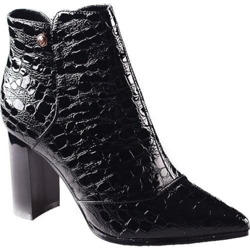 2021 Motorcycle Boots Women Crocodile pattern Leather Short Cossacks High Heels Cowgirl Booties Ankle botas Shoes A1-47