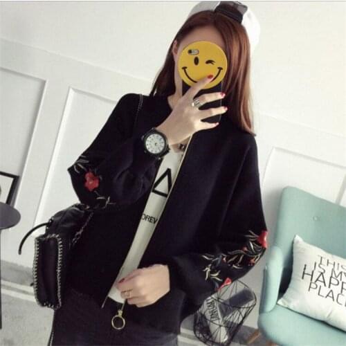 2019 Early Autumn Suit-dress New Pattern Embroidery Knitting Unlined Upper Garment Woman Short Fund Cardigan Easy Time Sweater