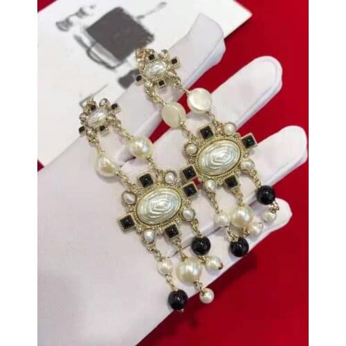 2021 Hot Brand Fashion Jewelry Gold Color Black And White Pearl Tassel Earrings Tassel Earrings Long Tassel Design Fashion Party