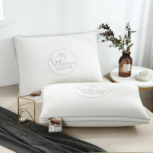 Soft Ventilated Cashmere Fiber Pillows on the Bed and Sofa Knit Patterns Bring High Quality Sleep in Home and Travel