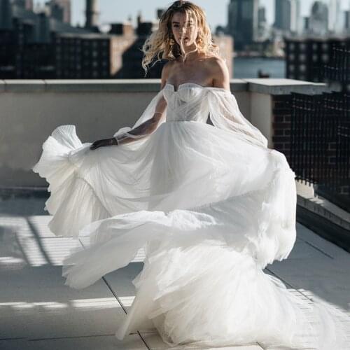 V-Neck Puffy Princess Half Sleeves Wedding Dress with Lace Applique Elegant Tulle Bridal Gowns vestidos de casamento