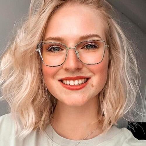 2021 Stunning Blue Light Blocking Glasses Metal Cat Eye Computer Phones Gaming Glasses For Women Anti Eyestrain Eyeglasses Frame