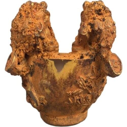 The collection of gold-plated gold toad brush wash ornaments unearthed from the early collection