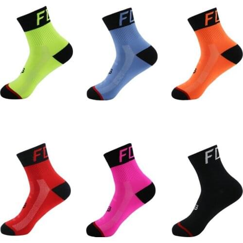 2 Pairs Trendy Celebration Wedding Socks Fashion Printing Socks