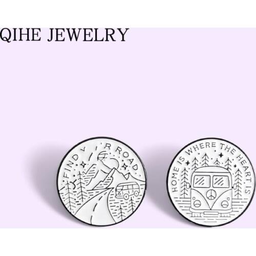 Happy Adventure Pins Bus Forest Mountain Outdoors Travel Round Brooch Badges Explore The World Enamel Pin For Women Men