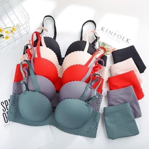 Breathable sexy wispy empty no steel ring bra and panty suit womens thin and thick small chest half cup palm gathered underwear