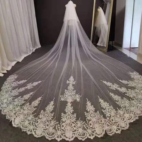 Elegant Long Wedding Veil Lace Edge Bridal Veils