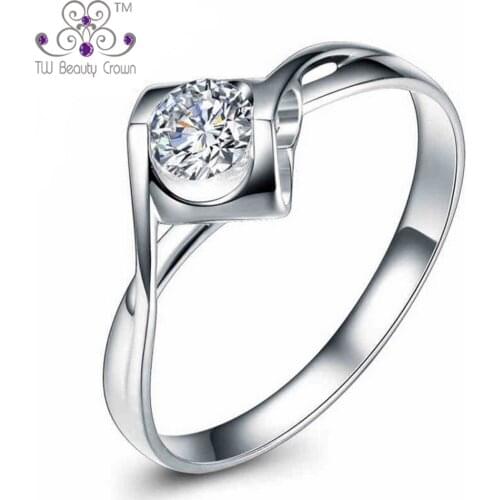 2017 New Real 925 Pure Silver Cute Square Love Heart White Zircon Crystal Ring For Young Woman Fashion Jewelry Girlfriend Gifts