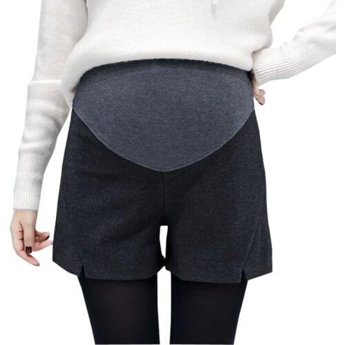 Maternity wear autumn and winter Korean version of the wild pregnant women wool high waist pregnant stomach lift shorts