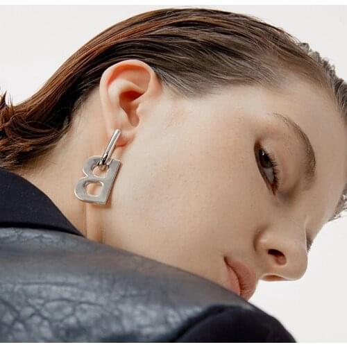 2020 French New Design Retro Letter B Earrings Cold Temperament Detachable Multi-purpose Earrings for Female Party Accessories
