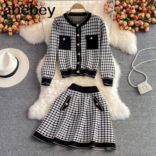 2021 New Spring Autumn Fashion O-neck long sleeve single breasted short Top + high waist short A-line plaid Skirt two-piece set