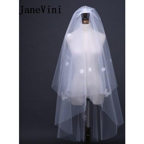 JaneVini Beige Two Layers Cut Edge Wedding Veils with Comb Short Bridal Veil Lace Appliques Elbow Length Veil Voile De Mariee