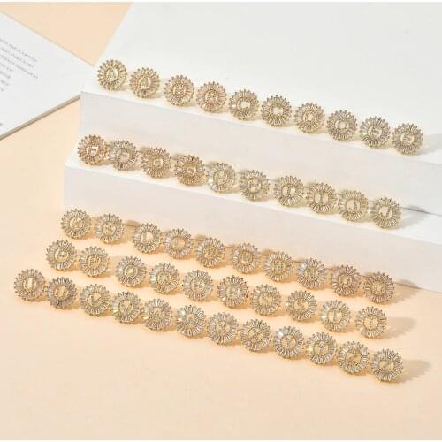 ZMZY Earrings With Stones