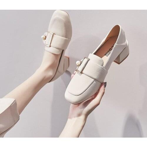 Office Lady Classics Wild Nude High Heels Elegant Pearl Decoration Loafers Retro Square Toe Pumps Women Fashion 2021 Mules Shoes