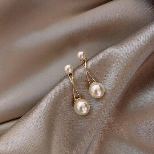 Korean Fashion Exquisite Basic Cross Geometric Simulated Pearl Earrings Simple Elegant Goddess Stud Earrings Wholesale