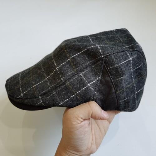 Winter Unisex Plaid Grey Painter hat Beret Hat Cosplay Accessories Casual berets Men Women Hat Peaky Warm Cap for Men Female hat