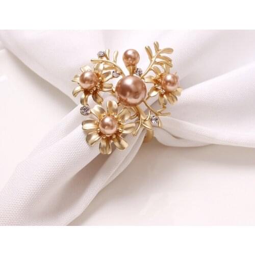 New 1pc Hot High Quality Alloy Pearl Gold Napkin Rings Metal Cross Hollow Golden Napkin Holder for Table Decoration