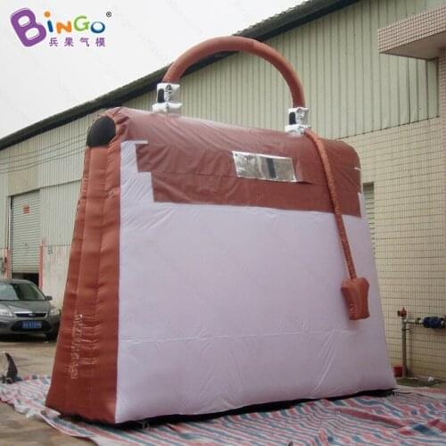 Personalized 4.5 meters height giant inflatable handbag / large inflatable lady handbag for decoration toys