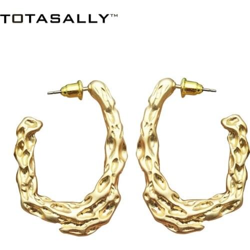 TOTASALLY Trendy vintage metal style Hoop Earrings Women golden C Ear Hoops DropShipping Earrings Jewelries