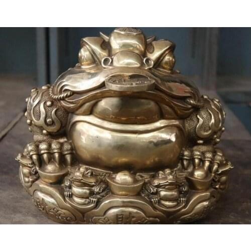 China Pure Copper Brass Wealth Money YuanBao Golden Toad Spittor Animal Statue