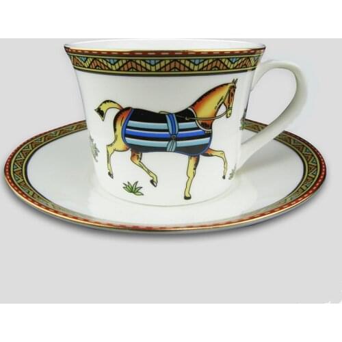 Vintage Designs Porcelain Tea Coffee Cup Set Bone China Cups And Saucers Set Ceramic Drinkware Birthday Gift